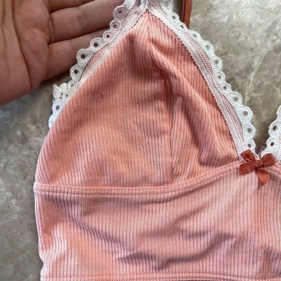 𝅺VICTORIA Secret lace trim triangle bralette - Picture 3 of 8